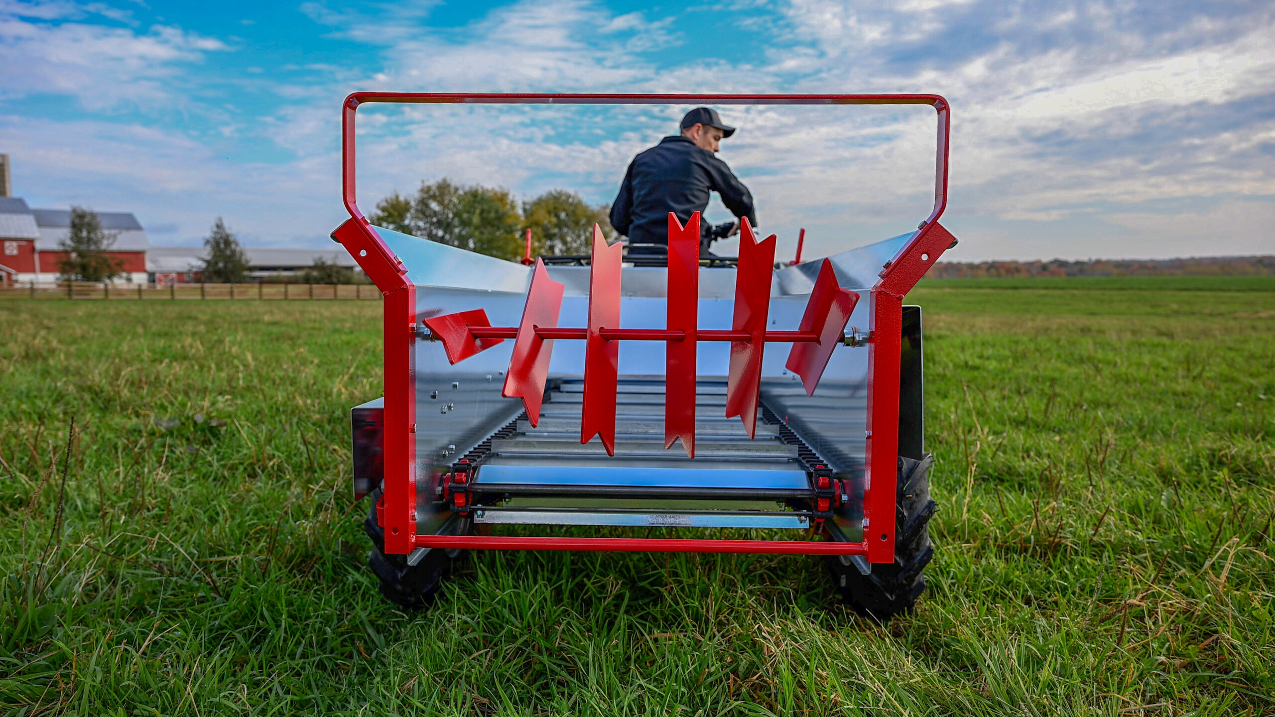 Roth Compact Manure Spreader - Image 2