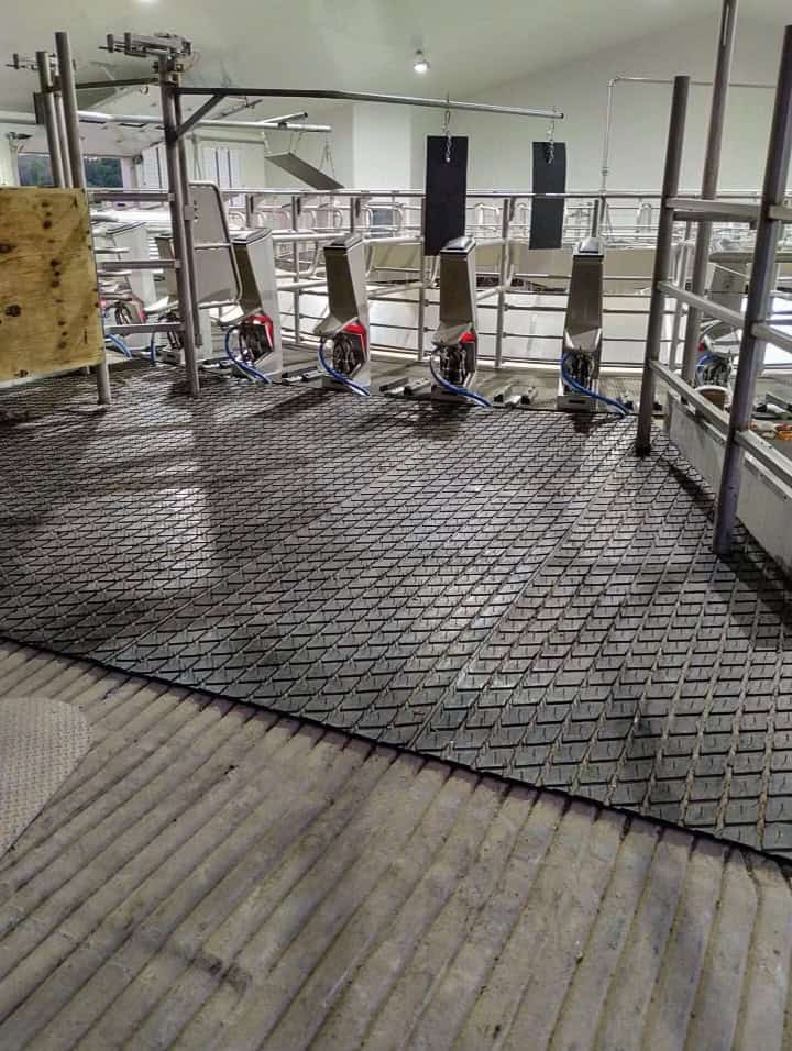 Agri-Diamond Rolled Rubber Flooring - Image 5
